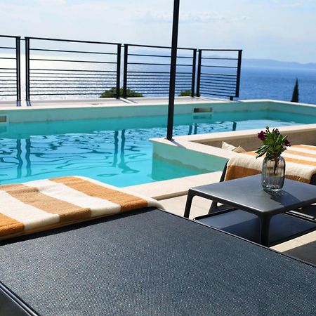 Luxury Holiday Home Dioniz 포드고라 외부 사진