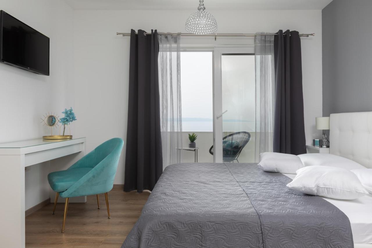 Luxury Holiday Home Dioniz 포드고라 객실 사진