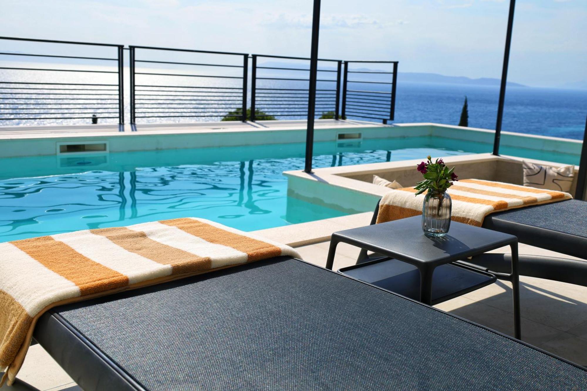 Luxury Holiday Home Dioniz 포드고라 외부 사진
